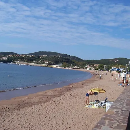With One Bedroom In Agay Saint-raphael, With Wonderful Sea V *