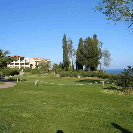 With One Bedroom In Agay Saint-raphael, With Wonderful Sea V Apartment *