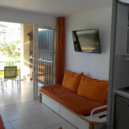 With One Bedroom In Agay Saint-raphael, With Wonderful Sea V Apartment Saint-Raphael (Var)