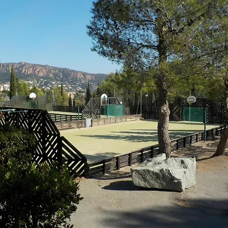 With One Bedroom In Agay Saint-raphael, With Wonderful Sea V *