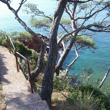 With One Bedroom In Agay Saint-raphael, With Wonderful Sea V